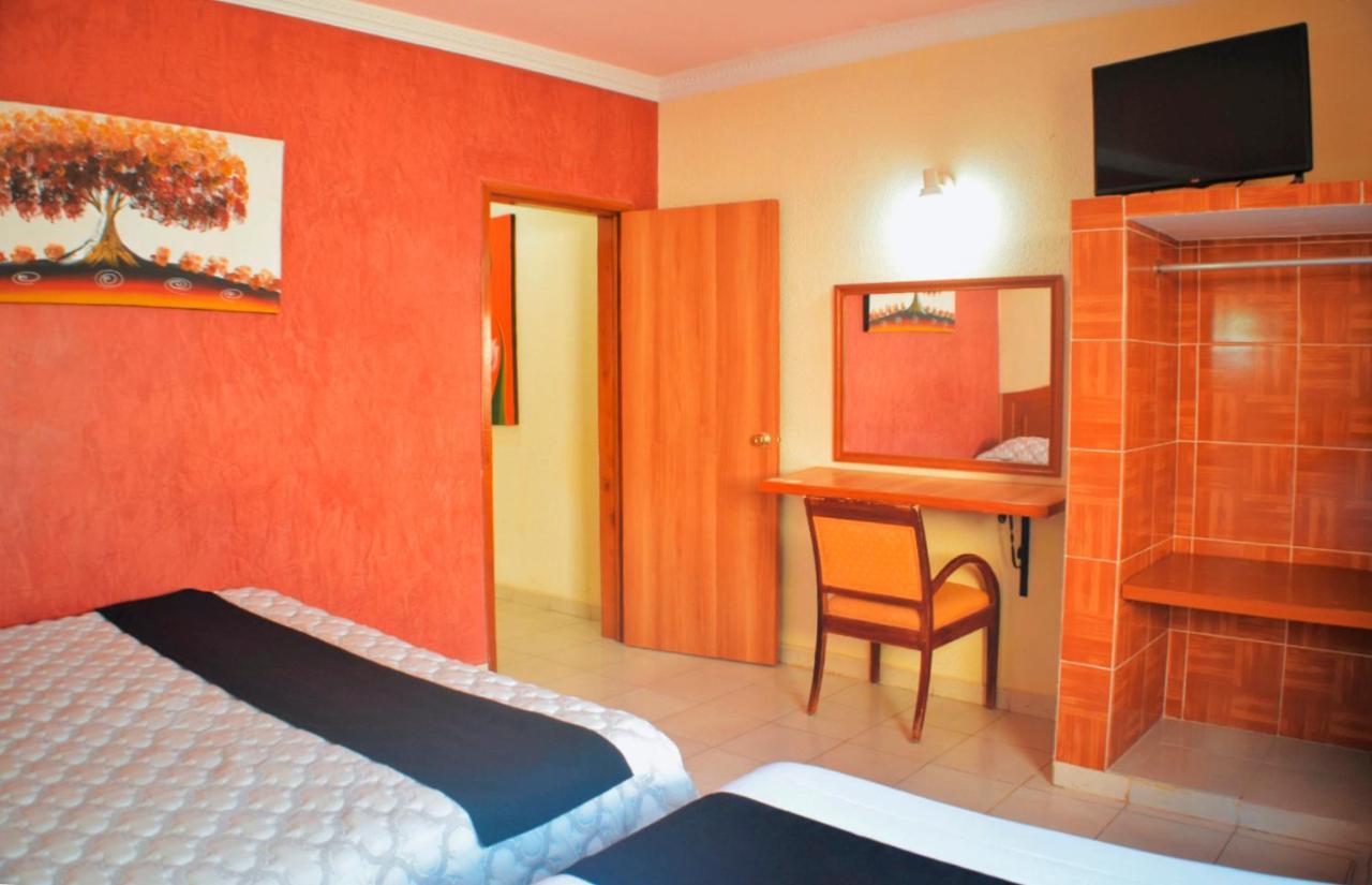Hotel Hacienda Sanchez Valladolid  Exteriör bild
