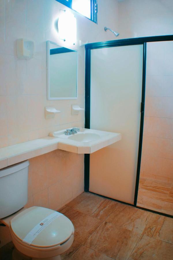 Hotel Hacienda Sanchez Valladolid  Exteriör bild