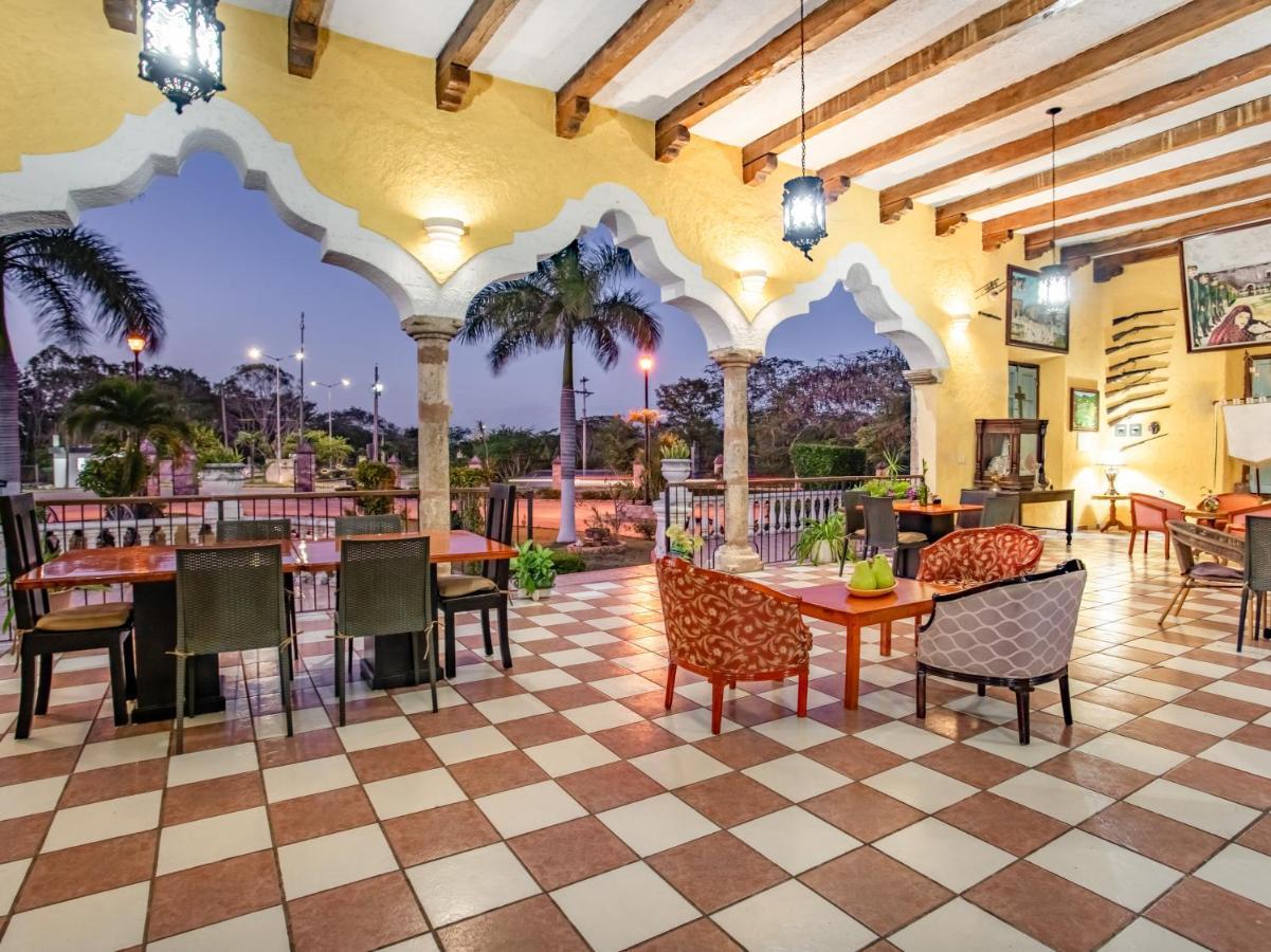 Hotel Hacienda Sanchez Valladolid  Exteriör bild